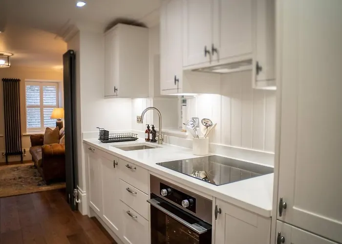 Pineapple - 2 Apartment Bristol