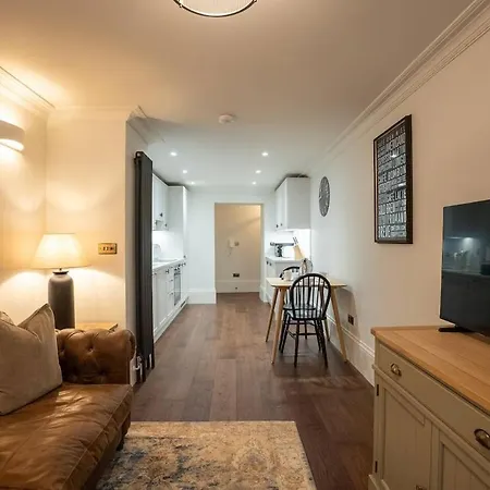 Pineapple - 2 Apartment *